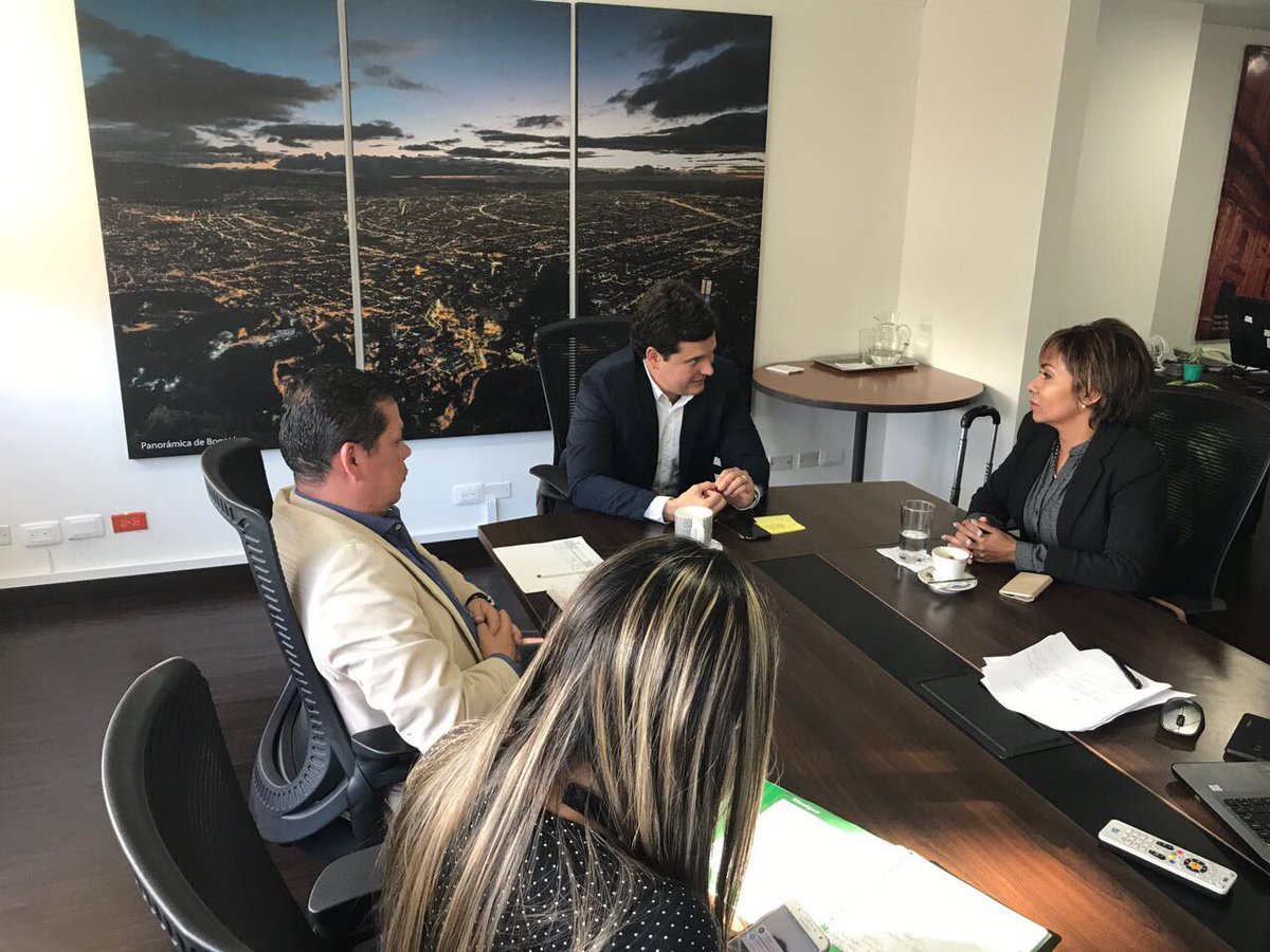 ZullySalazarF's tweet photo. Me reúno con @JoseDuarteG, nuevo director @IDTBogota, articulando estrategias de promoción conjunta: #RutaColonial: Cartagena/Bogotá/Quito https://t.co/hGMpinSUOT