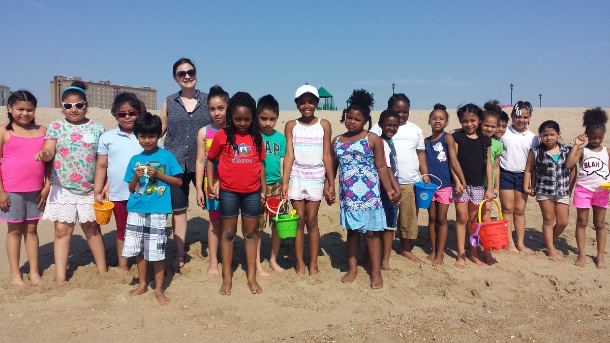 Bradley Elementary exploring ecosystems at our beautiful shore @Prncpl_ERuiz <a href="/Asbury_ParkSD/">Asbury Park Schools</a> @skgray1