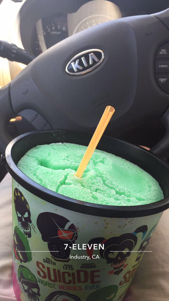 shoebox95's tweet photo. #BYOCupDay popcorn bucket for the win lol https://t.co/mb4K42FCph