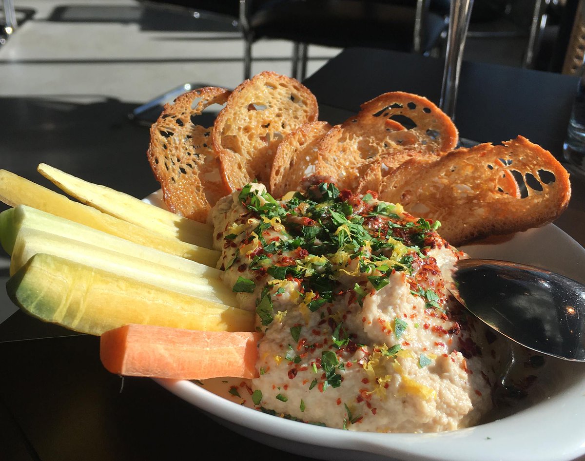 Enjoying this roasted cauliflower hummus, basking in the rare Seattle sun <a href="/mbarSEA/">mbar</a>. Well done, my fellow chickpea friends, well done.
