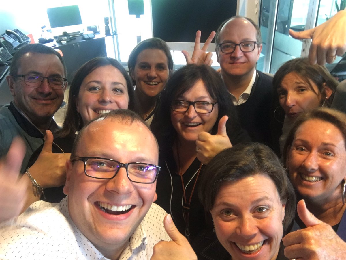 CLaspougeas's tweet photo. Immersion dans les solutions @orangebusiness au showroom clients à Rennes, enthousiasme partagé merci Benjamin 👍#marketing #clientproposals https://t.co/suMvMR0vDI