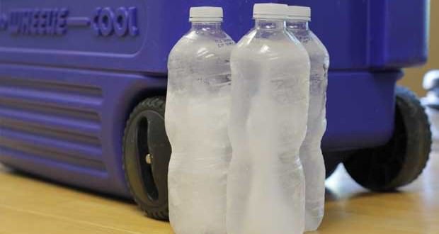 FDA FOOD (Ctr for Food Safety & Applied Nutrition) on X: Frozen water  bottles make a great ice pack when hiking. The water will thaw as you walk,  providing a cold drink