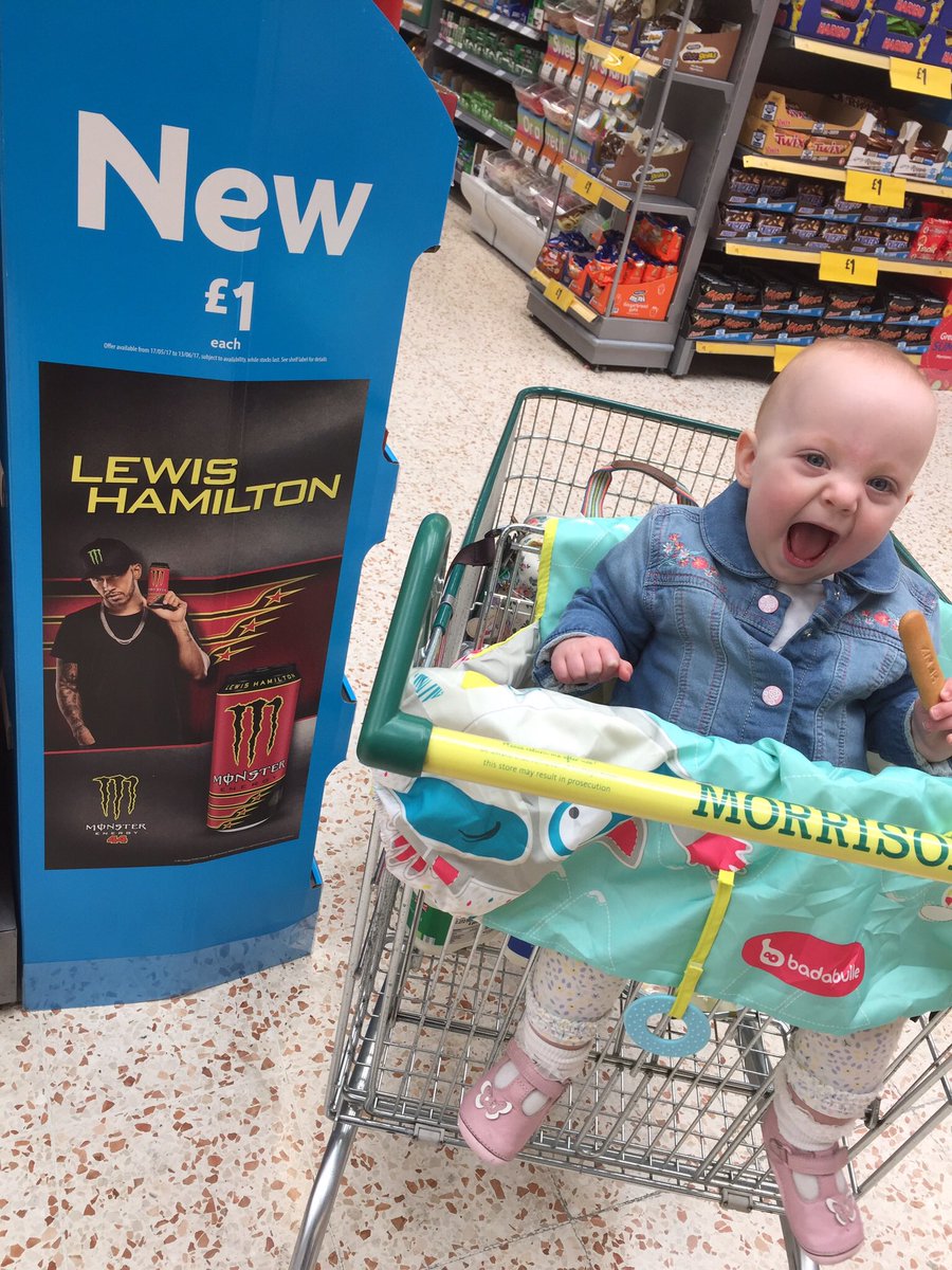 Laura Clarke tweet media