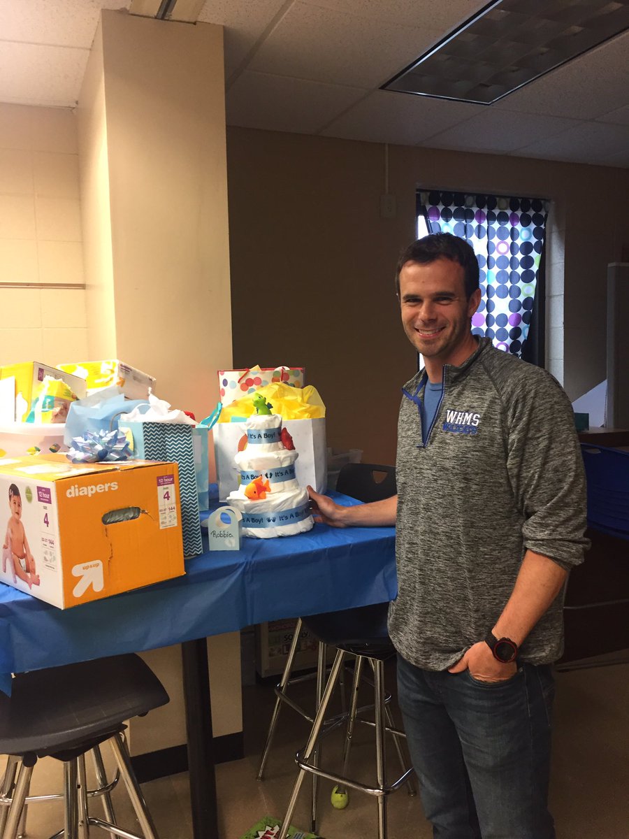 KaraKeepers's tweet photo. #WildcatGr8 celebrating more WHMS babies! @jankeh52 @_Mr_Swick https://t.co/4SLPYxE4SA