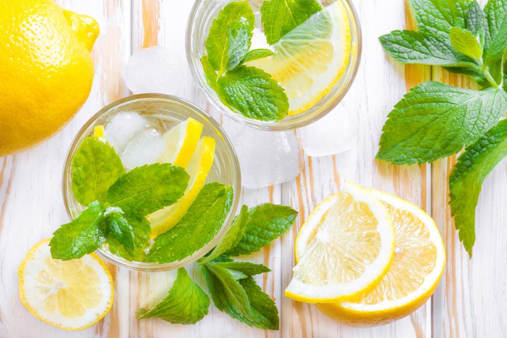 _NutritionMagic's tweet photo. Learn why you should freeze every lemon you consume! https://t.co/sPFjo1fpyJ https://t.co/AaJz0nMqR5
