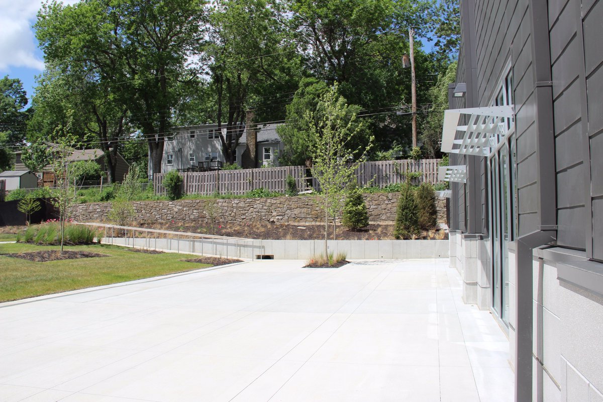 Getting hitched? Rent the <a href="/JoCoAHC/">JoCo AHC</a>'s event space for up to 330 people (includes an outdoor patio)! Contact:  jcprd.com/parks_faciliti… 💍