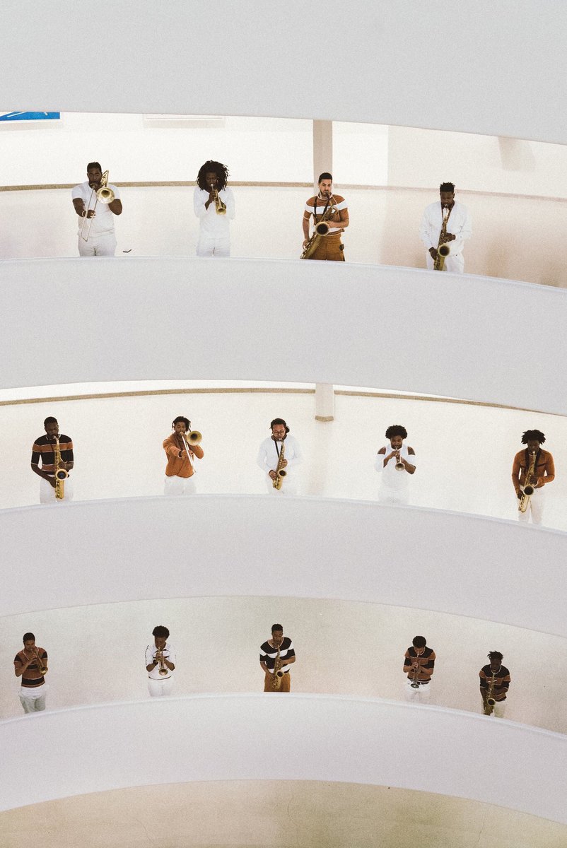 deray's tweet image. .@solangeknowles at the Guggenheim. (📸Stacy Kranit &amp;amp; @caryshuws)