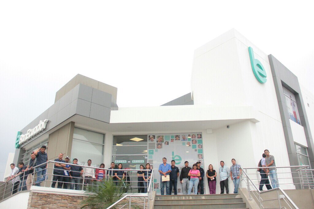 <a href="/RicardoZuritaC/">Ricardo Zurita Castro</a>: Ustedes son el motor productivo del Ecuador. Nuestro compromiso es ser más ágiles y oportunos en nuestros servicios.