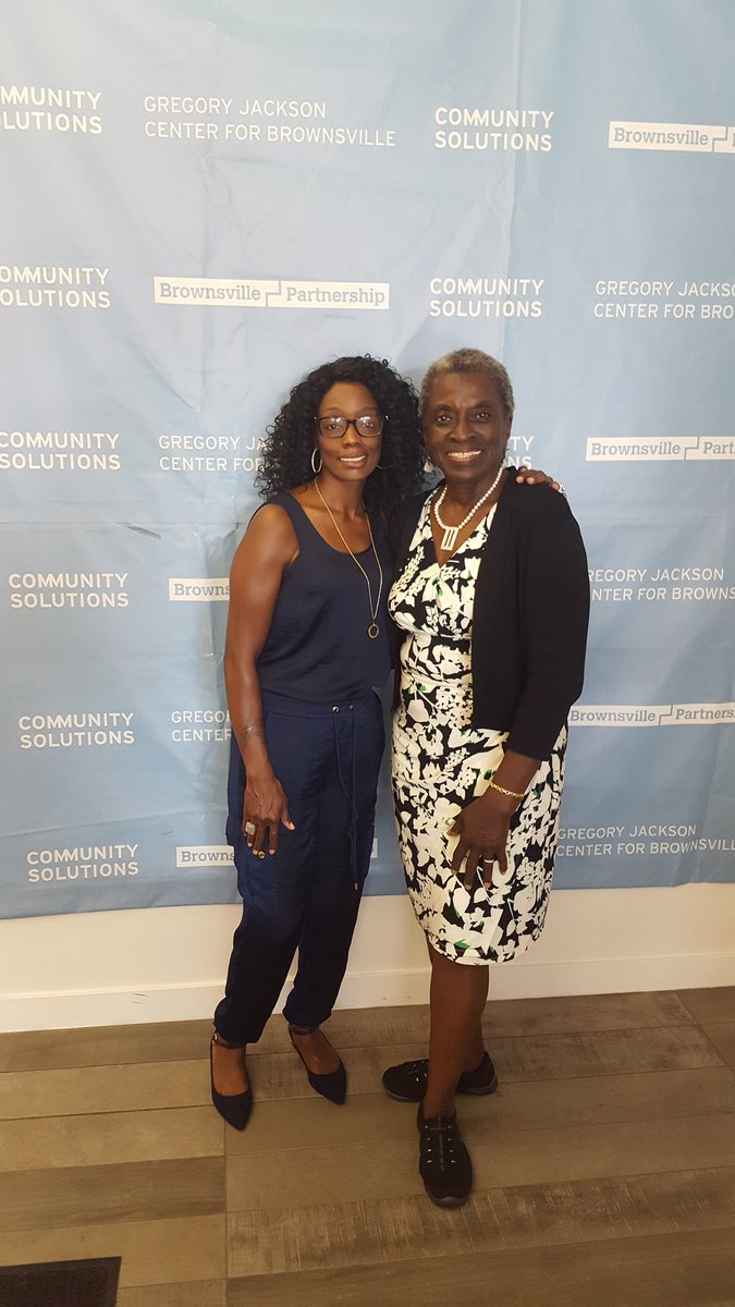 HSBrooklynCAN's tweet photo. Thank you @NYCCouncil Inez Barron for your remarks & attendance at our #TraumaInformedCare event today. #BKCAN #BKHealthMatters #Brownsville https://t.co/G54XwXyKxT
