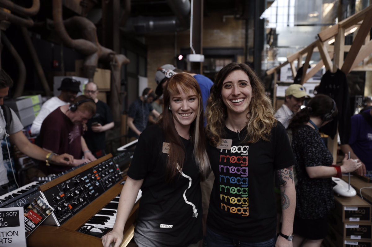 guitarcenter's tweet image. #MoogStore Day 2 Highlights 🎛
bit.ly/Moogfest2017GC…
#Moogfest