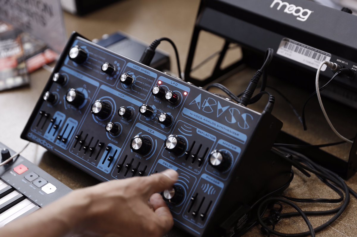 guitarcenter's tweet image. #MoogStore Day 2 Highlights 🎛
bit.ly/Moogfest2017GC…
#Moogfest