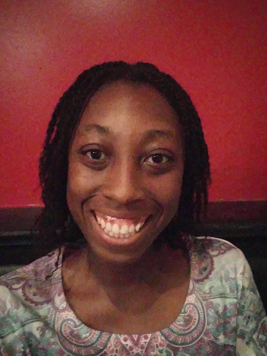 MHeeraw's tweet photo. Yess, I made it to the @wellREDtour Can't wait for the show to begin. https://t.co/DqzK0jMy8X