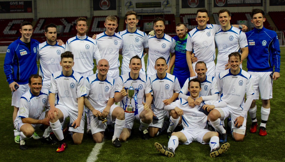 CaledonianAFA's tweet photo. William Turner Challenge Cup Winners 2017
Dalziel HSFP
@ScotAmFA @OnlySportLTD1 @Scottish_AFF https://t.co/sJf4xMLZl8