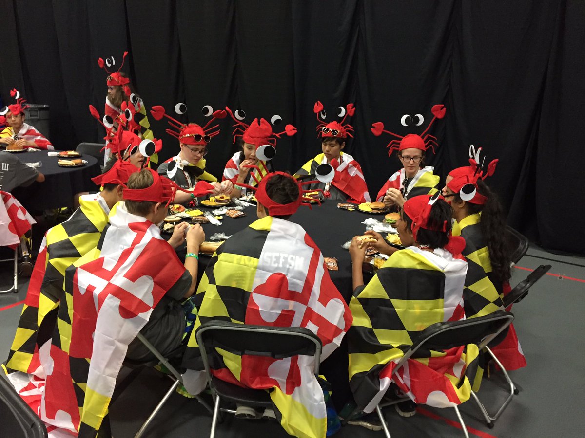 MrWerbeck's tweet photo. Crab Feast @mcpsNBethesdaMS @NikkijmNm https://t.co/myaml6TiH7
