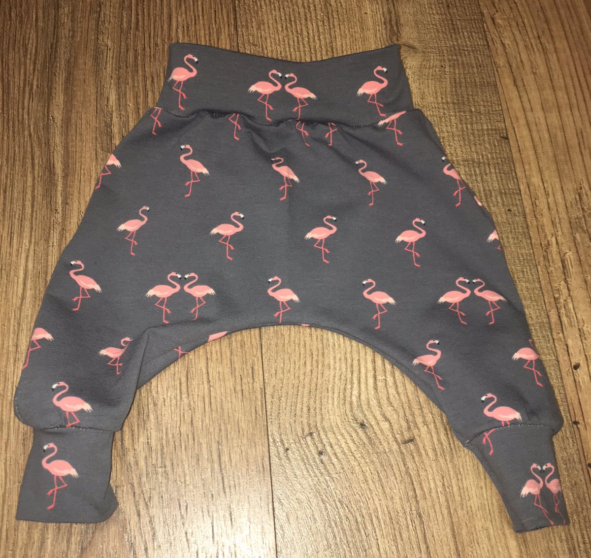 MarrinerJane's tweet photo. Baby harems! Sizes from newborn up to age 5. Prices from £10 for full range see  my Facebook page Sew Vintage.  #babyclothes #babyharems https://t.co/qRhaRaMayH