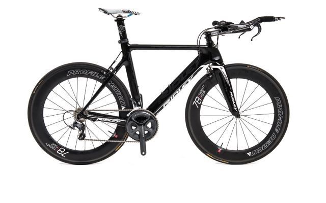 Triathlon vs Time Trial bike... #triathlon buff.ly/2qKEchw