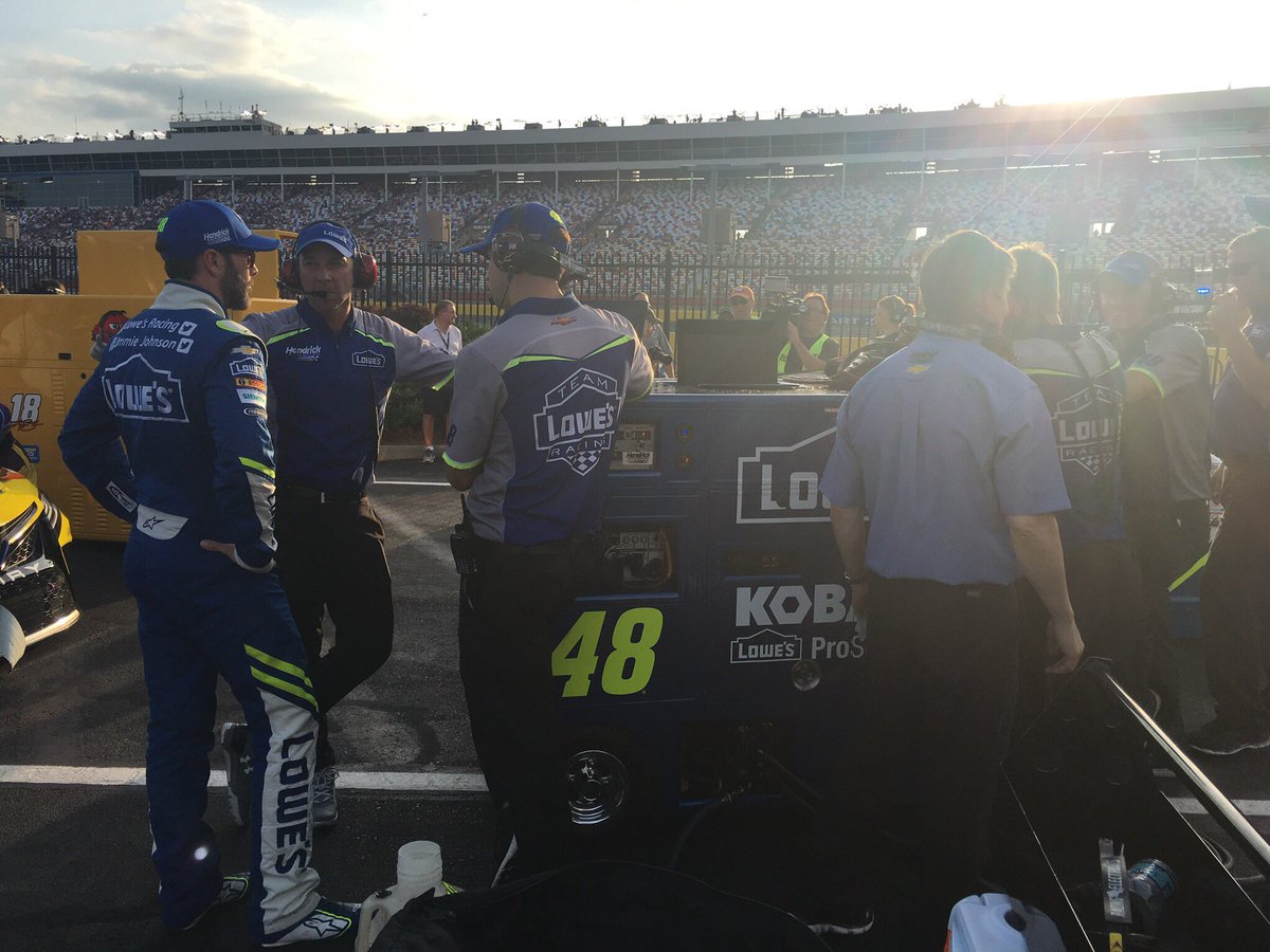 TeamHendrick tweet picture