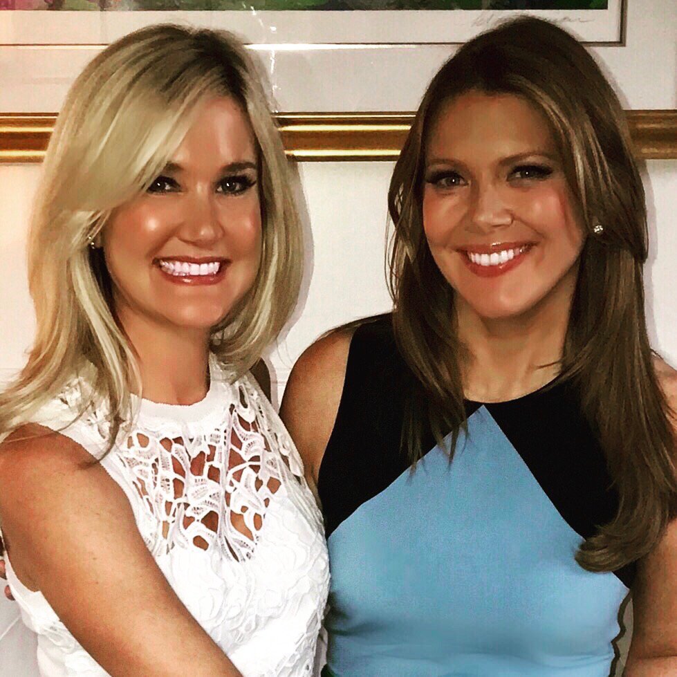 So great to have my beautiful sister Casey visit me! weekend family(00)