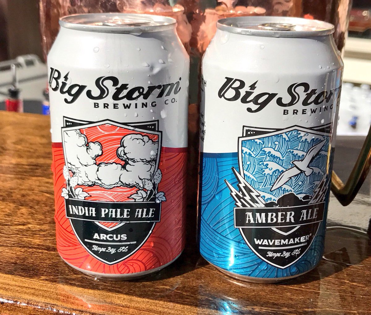 AmphiBar's tweet photo. It's Still #CraftBrewWeek and we have a good selection! Come on out and get your favorite! @BoathouseFL @DisneySprings https://t.co/tbQxzwmaSG