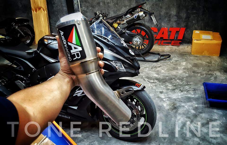 TRL_CARBON's tweet photo. #ZX10RR
#ToneRedLine
#AustinRacing
#GP1RR
#MotoClub https://t.co/s2bIIJy12X