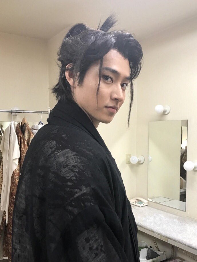 kentoLover_0907's tweet photo. もう一回あのかっこいい賢人くん見たいー！！
生声欲しいわー😫 https://t.co/yVIyD3kdfA