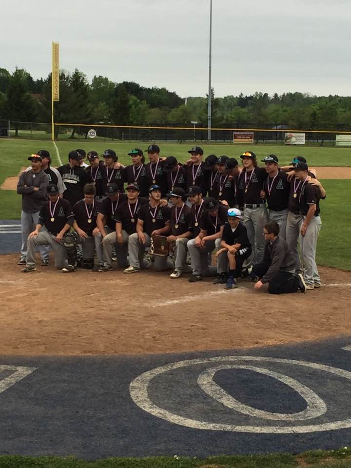 FocusOhio's tweet image. @AuroraBaseball @auroraathletics @AuroraAdvocate Congratulations to the Aurora baseball team, District Champs, 5-4 over Solon!