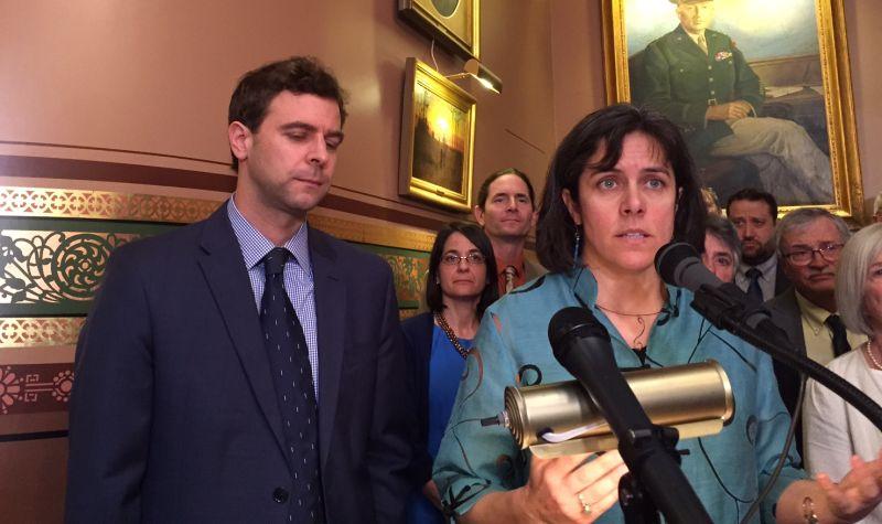 LISTEN: Reporters Roundtable: Stalemate, And Finally Adjournment bit.ly/2rnecsB https://t.co/yb2M1vwC1b