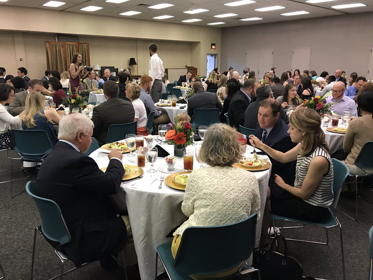 LigonDuncan's tweet photo. The @RTSJackson Senior Banquet is underway. So proud of these graduates and their families! #Mind4Truth #Heart4God #Life4Ministry https://t.co/l9H1UmthTT