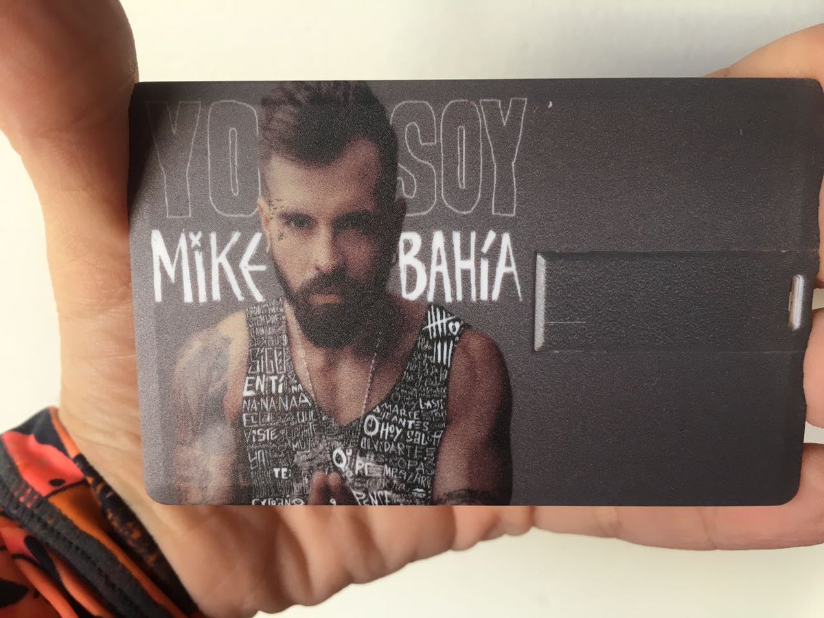 FamiliaBahiaSAN's tweet photo. ¿Qué Tal Esta USB? ¿La Quieres? A Tuitear Intensamente Para Ganarla Con #YoSoy #Déjame #YoSoyMikeBahía #YoSoyMikeBahíaDéjame https://t.co/sXNYzZDjCF
