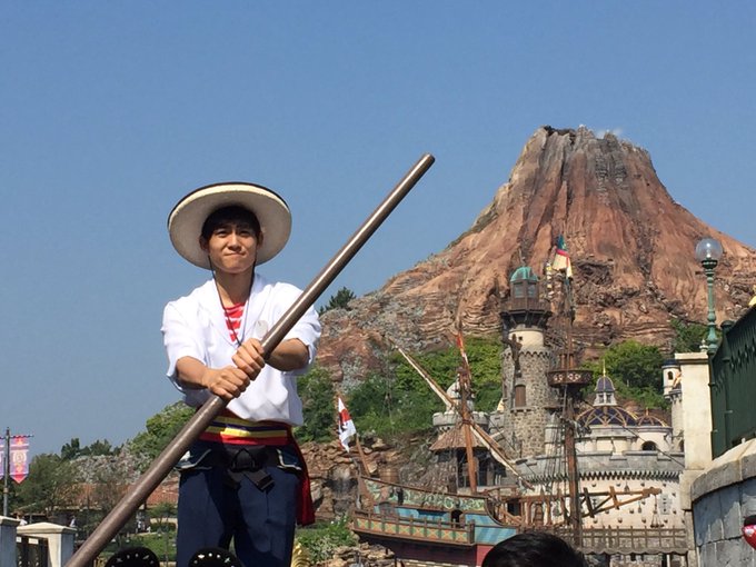 ディズニーシーのヴェネツィアンゴンドラのキャストがイケメン 真相を確かめてみた 日常向上ハピネス上等