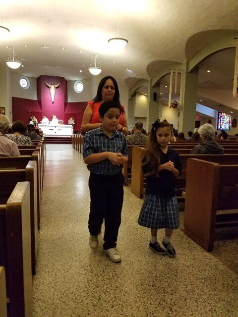 CathSchoolsCC's tweet image. SSCM students taking up gifts at Mass, special moments #cathschoolscc #sscm