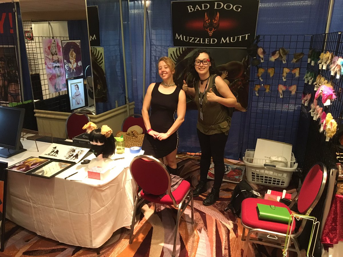 MuzzledThe's tweet photo. Day one was a success! Come visit @ALittlePhi and me at @DomConLA @OfficialDomCon tomorrow for day two! ✌️🦊💕 https://t.co/hHyDvKqMBL