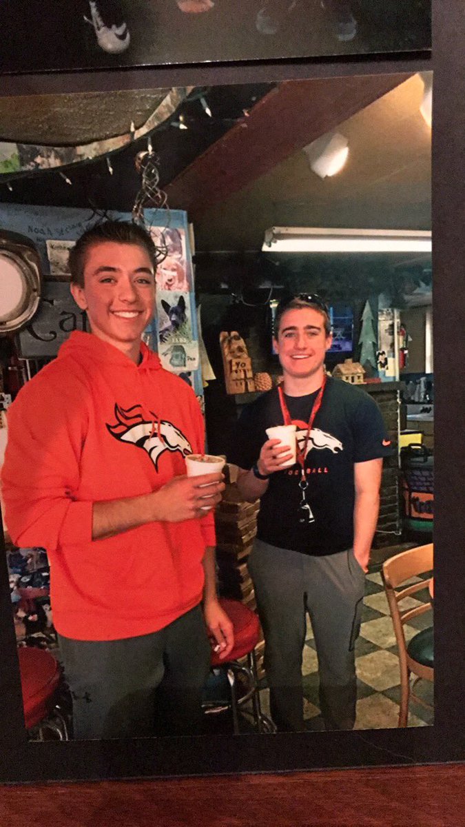 jdmessenger23's tweet photo. Happy birthday @19LDunn!!!! I hope you had a great day and best of luck at UCLA!! 🐻 https://t.co/AEQR62SDcM