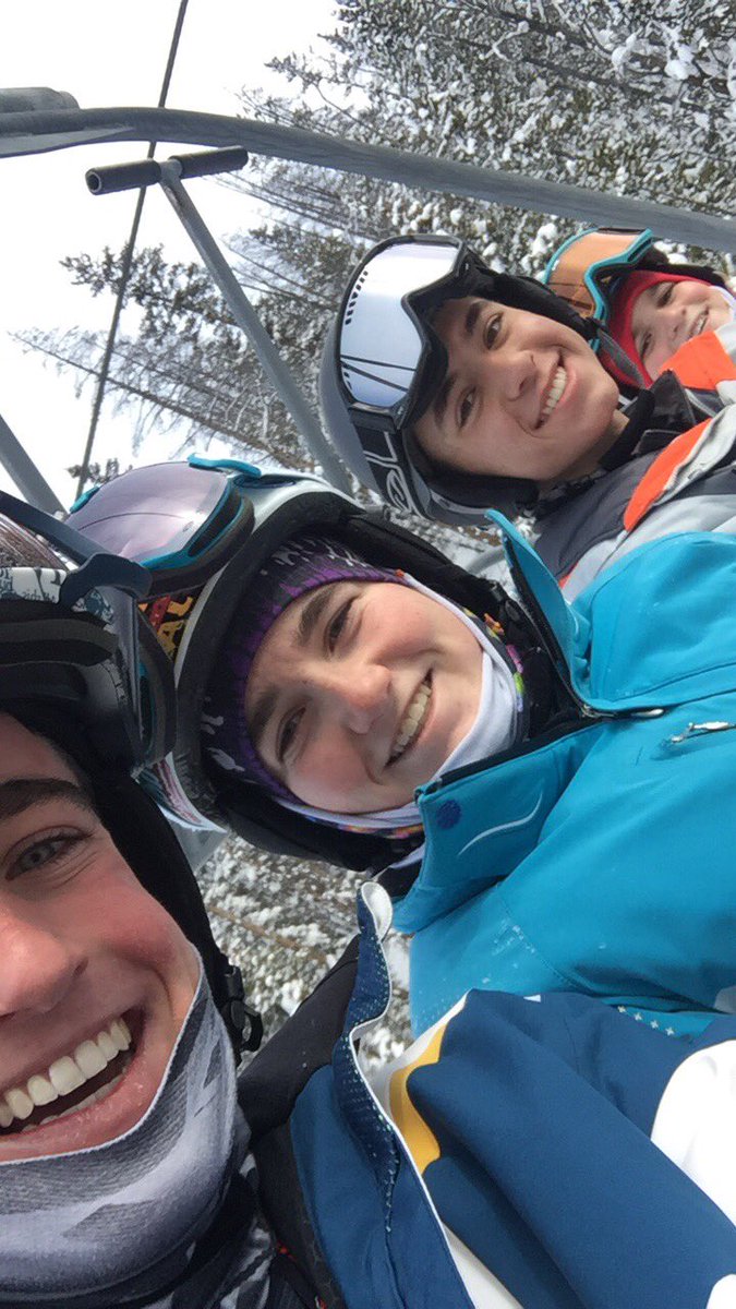 jdmessenger23's tweet photo. Happy birthday @19LDunn!!!! I hope you had a great day and best of luck at UCLA!! 🐻 https://t.co/AEQR62SDcM