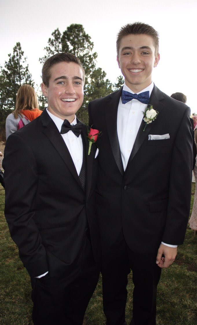 jdmessenger23's tweet photo. Happy birthday @19LDunn!!!! I hope you had a great day and best of luck at UCLA!! 🐻 https://t.co/AEQR62SDcM