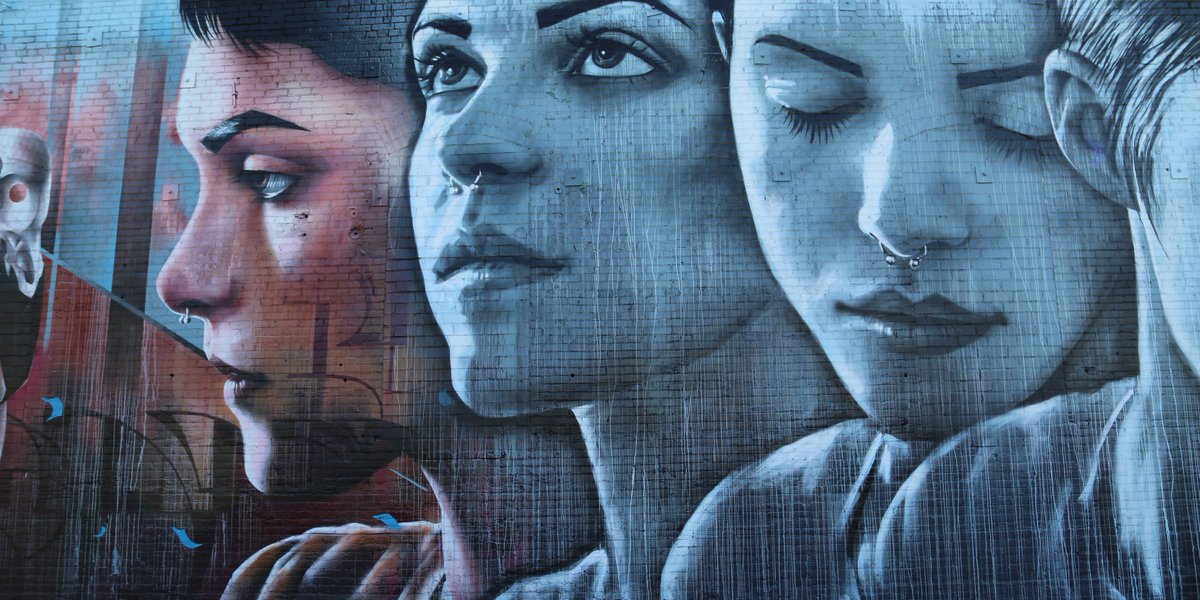 On the cover - Mural NEVERMORE by Cristina Angelina - EASE
#DTLA #losangeles #california #graffiti #covershot #cristinaangelina #ease #book