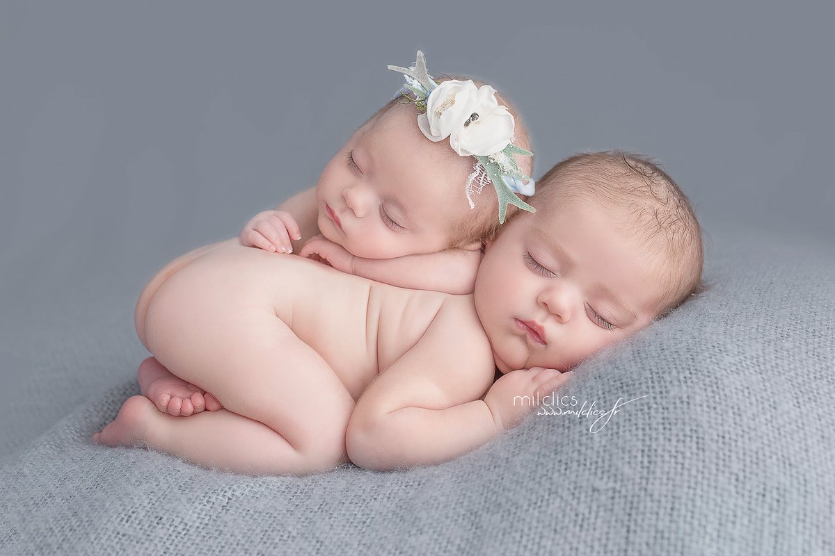 MilClics's tweet photo. #Twin #photography #canon #lens #newbornposing #baby #photography  #lehavre #fleurmargotnewbornprops  #newbornprops

https://t.co/BOnEyounua https://t.co/TQ04oPsOh9