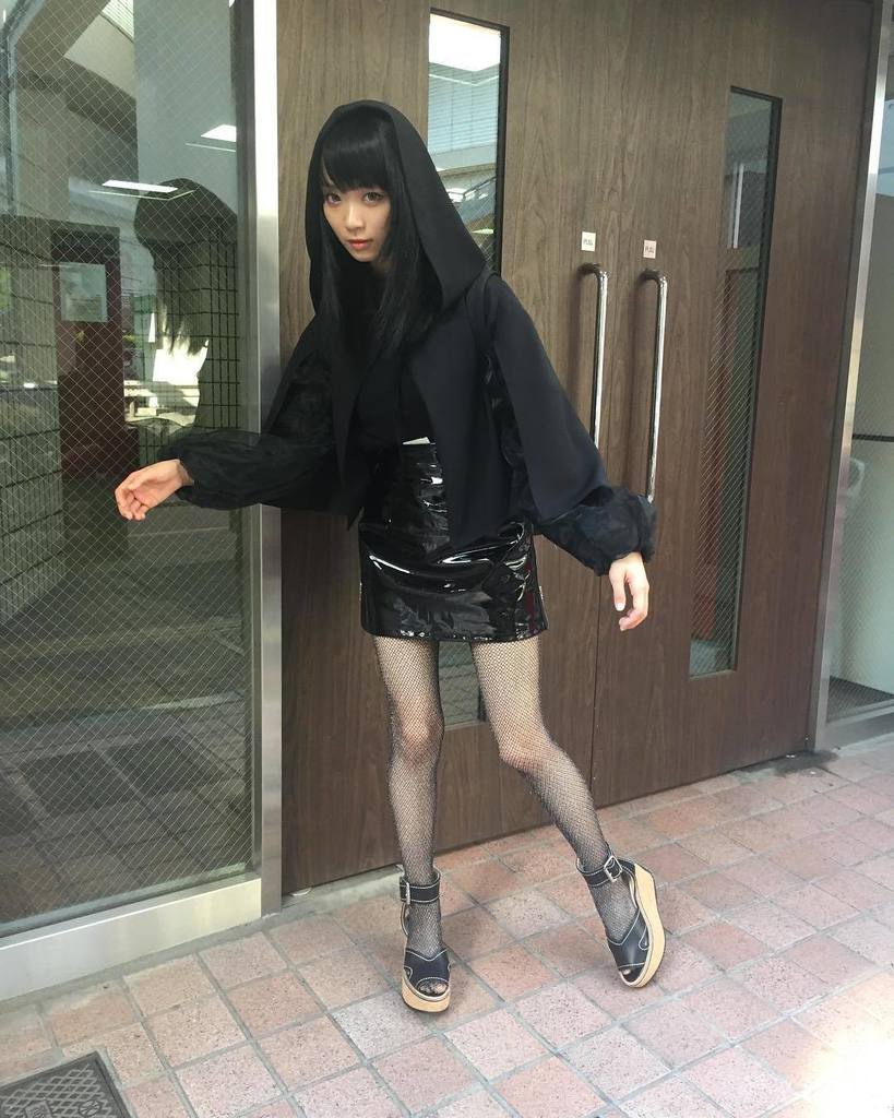 ゆら ポンチョとエナメルスカートは E Hyphen World Gallery 以上ピンクコーデでした Ehyura Ehyphenworldgallerycircus Ehyphenworldgallery Vivi T Co Qrhuvap7k7 T Co Kjiy0quwsa Twitter