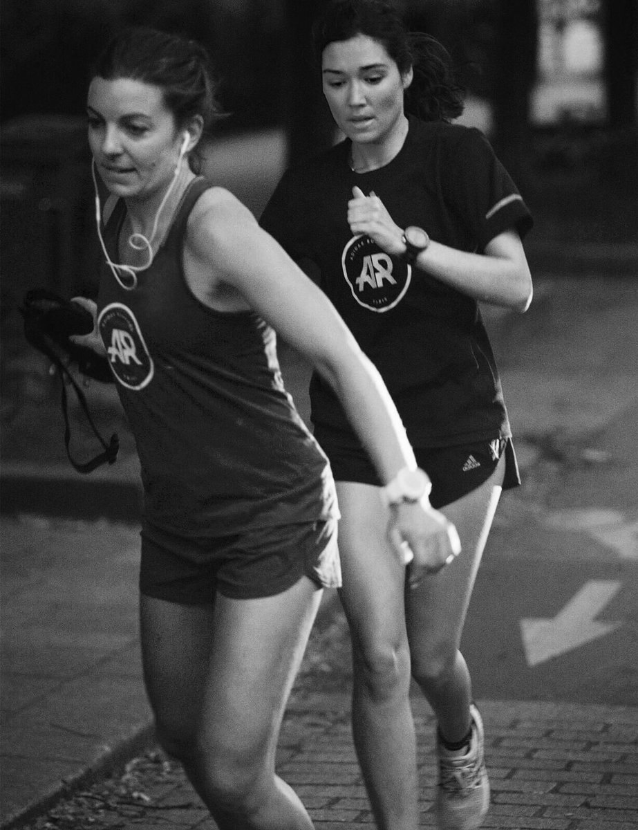 RunningZhao's tweet photo. [#24hStreetRace ]
Courir 200km en 12h en se relayant. J'appelle cela un exploit.
#roadtothefinale #WhyIrunJaures https://t.co/BdwEvY7Jk9