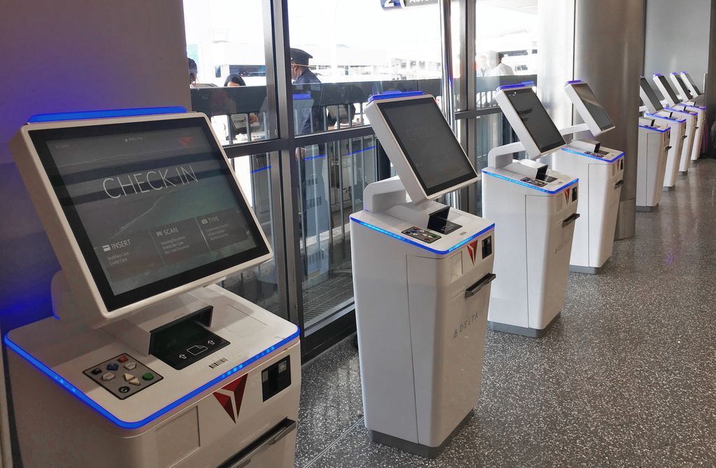 EmbrossKiosk's tweet photo. Delta unveils it's next gen Embross V1 self service kiosks in Terminal 2 @ LAX. Ready to serve! #delta #lax #kiosk #embross https://t.co/aF2VzK64ky