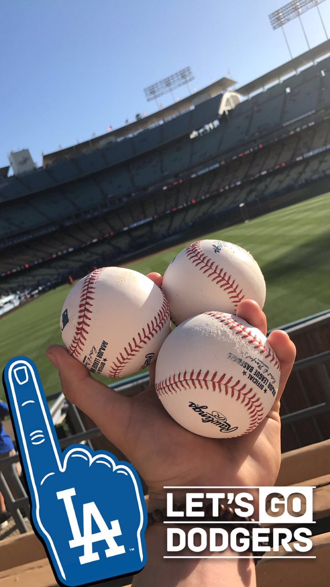 A good day to be at the ball park 🤙🏼⚾️ #ITFDB #MLBmemorybank <a href="/Dodgers/">Los Angeles Dodgers</a> #dodgersgame