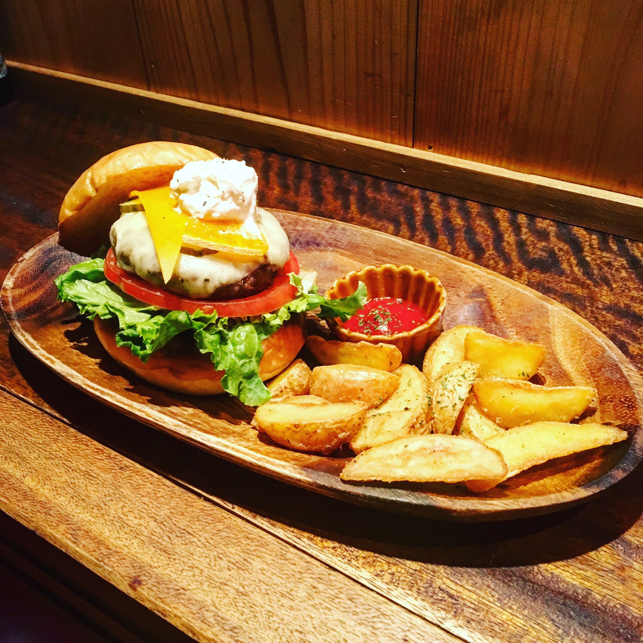 シュビドゥバー Twitter पर モルトビネガー薫る 4チーズバーガー 本日も通常通り 昼も夜も営業してます Tottori Tottorisanddunes シュビドゥバー ハンバーガー チーズ チーズバーガー ランチ 鳥取市 鳥取駅 鳥取砂丘 鳥取観光 鳥取グルメ シュビドゥバー Twitter पर モルトビネガー薫る 4チーズバーガー 本日も通常通り 昼も夜も営業してます Tottori Tottorisanddunes シュビドゥバー ハンバーガー チーズ チーズバーガー ランチ 鳥取市 鳥取駅 鳥取砂丘 鳥取観光 鳥取グルメ