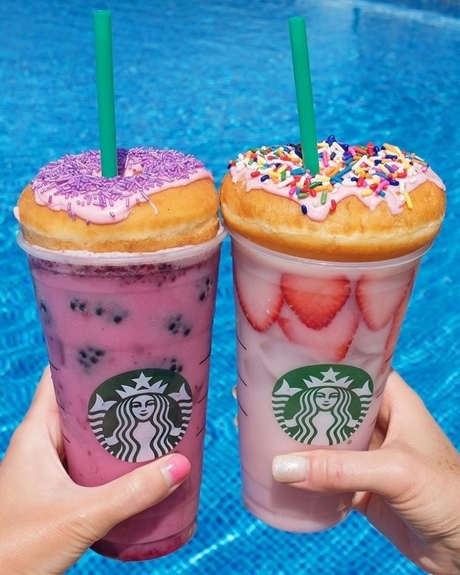 色使い で可愛くコーデ Op Twitter 海外のスタバがヤバイ 飲んでみたい けど 体に悪そう Ww スタバ 海外 アメリカ カラフル レインボー 美味しそう でも 体に悪そう 笑