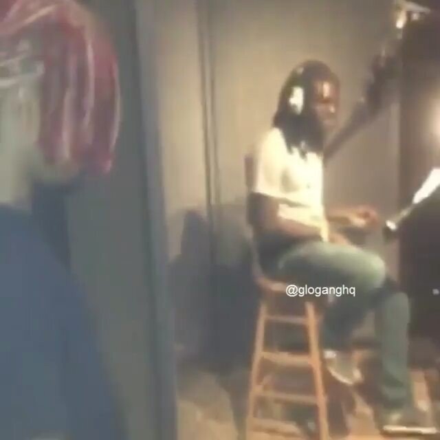 Urbantopia_'s tweet photo. Hmmm #lilpump is in the booth with #cheefkeef?? What the hell is that going to sound like?๐ค
.
.
I uploaded some neโฆ https://t.co/yPHml2j4Dr https://t.co/rii9bCZiXs