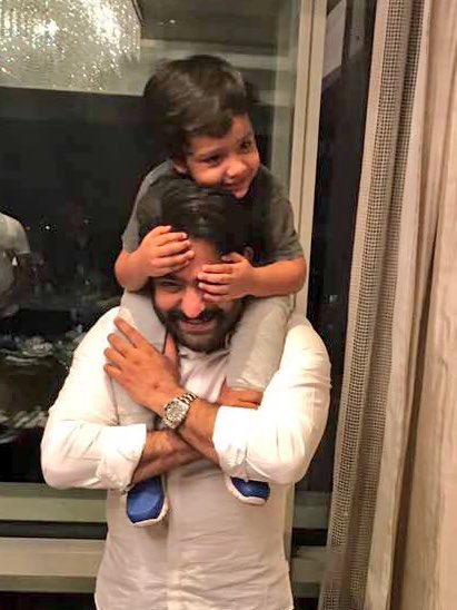 Southcinema1's tweet photo. Many more happy returns of the day to #NTR ! 
His fans in full josh after seeing #JaiLavaKusaFirstLook &amp; #Abhayram pics

#HappybirthdayNtr https://t.co/cQcnWko6a1