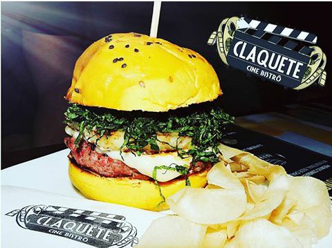 MC3_Rodrigo's tweet photo. Esse é mais uma de minhas criações, hambúrguer artesanal de carne seca #cucinadibarros #masterchefbr #hamburguer https://t.co/RbTxsUAK6W