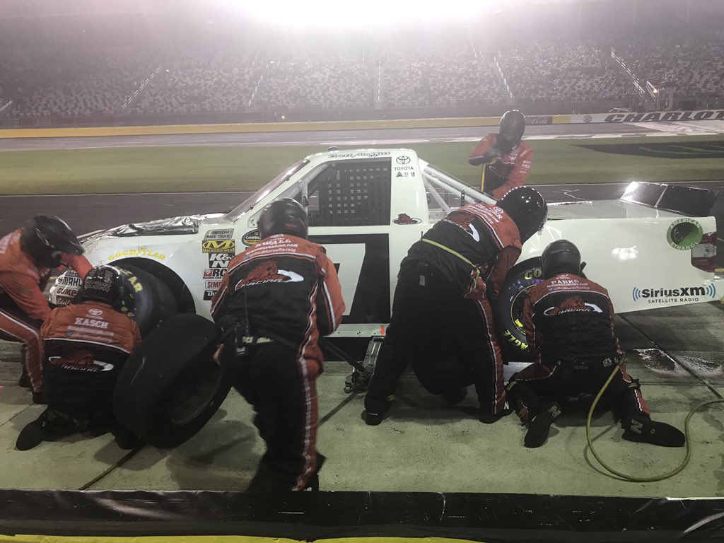 Over the wall too soon for the 7, but back on the lead lap with 4 fresh tires