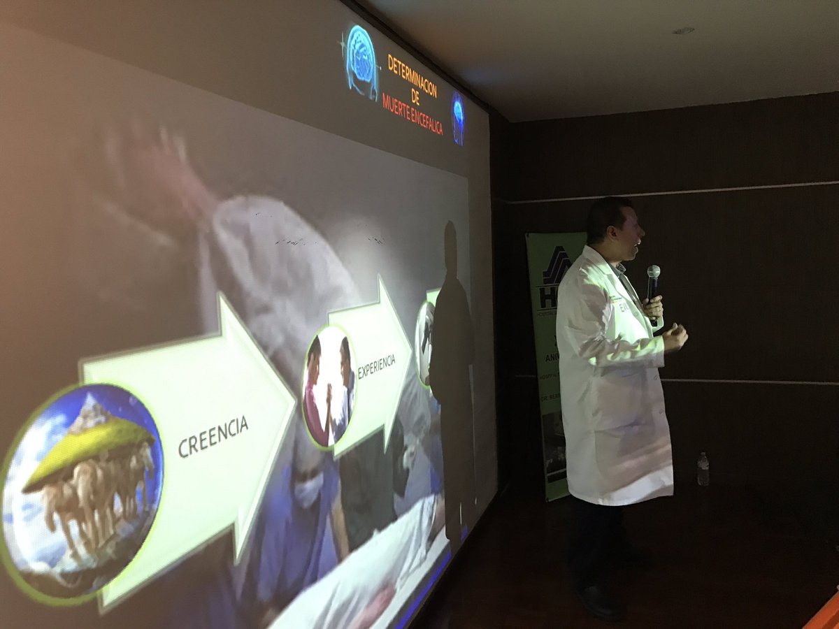 trushis's tweet photo. El neurointensivista vicepresidente de la Sociedad Mexicana de Ecografia Critica más guapo !Mi esposo y su plática de Doppler transcraneal https://t.co/hTPtwEUNOB