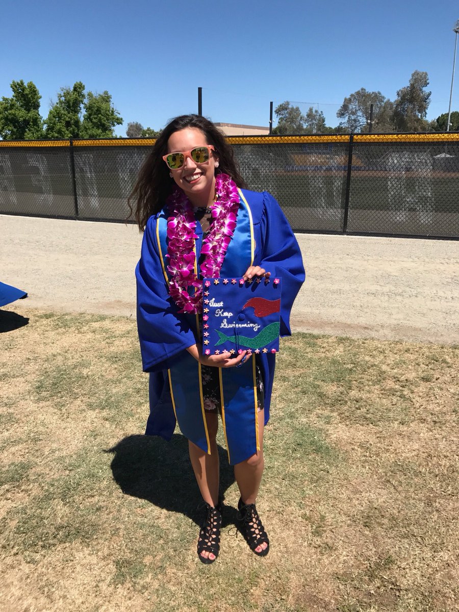 EvansvilleAD's tweet photo. CSUB Student-Athletes. #CSUB2017 https://t.co/EbkjKeG7Sf