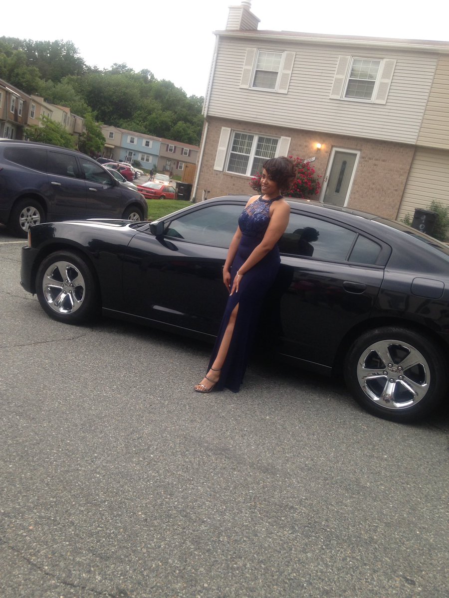 briiglizzyy_'s tweet photo. bittie slayed π»π―@__izzaJ #centralprom https://t.co/SWAipbh6ru
